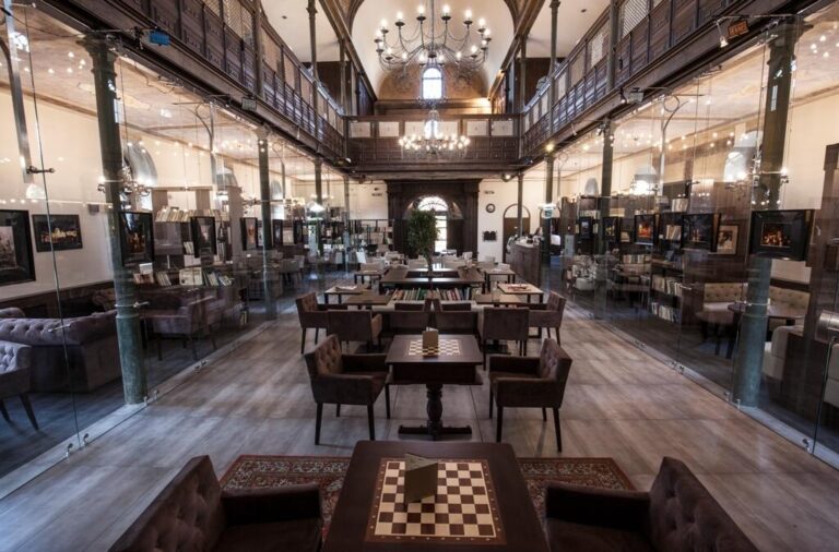 04b17495-f53e-401a-a52c-7f8578ab40a9_dam-url1vs5y9